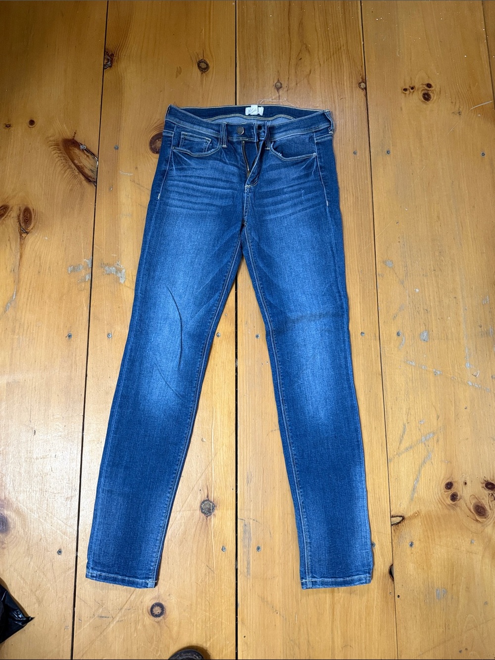 Women's Slim Skinny Jeans in Mid Blue Wash